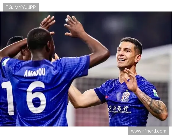 申花强强对话战术受限问题持续显现,阶段性稳定性面临考验 申花强强对话战术受限问题持续显现,阶段性稳定性面临考验